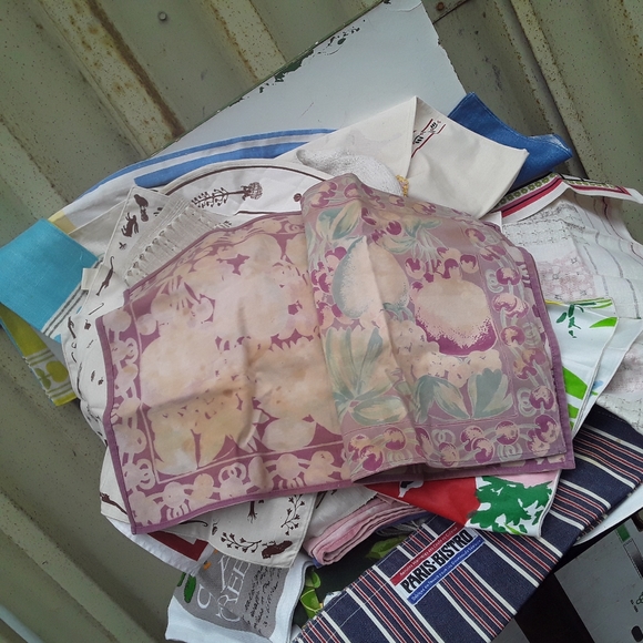 Very vintage linens (most from Finland) - Picture 12 of 16